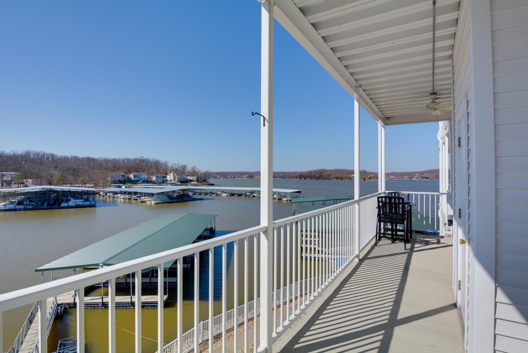 Lakefront Osage Beach Condo With Pool And Water Views! Zewnętrze zdjęcie