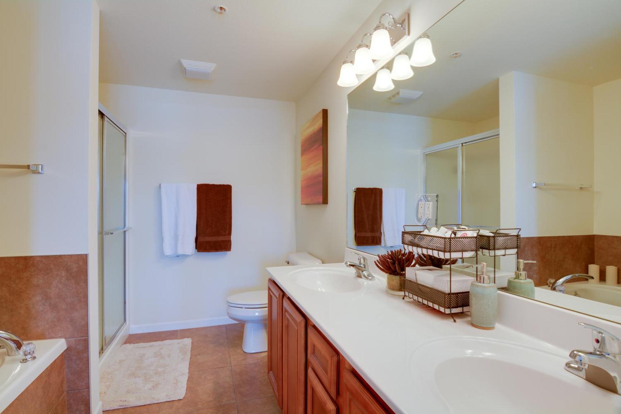 Lakefront Osage Beach Condo With Pool And Water Views! Zewnętrze zdjęcie